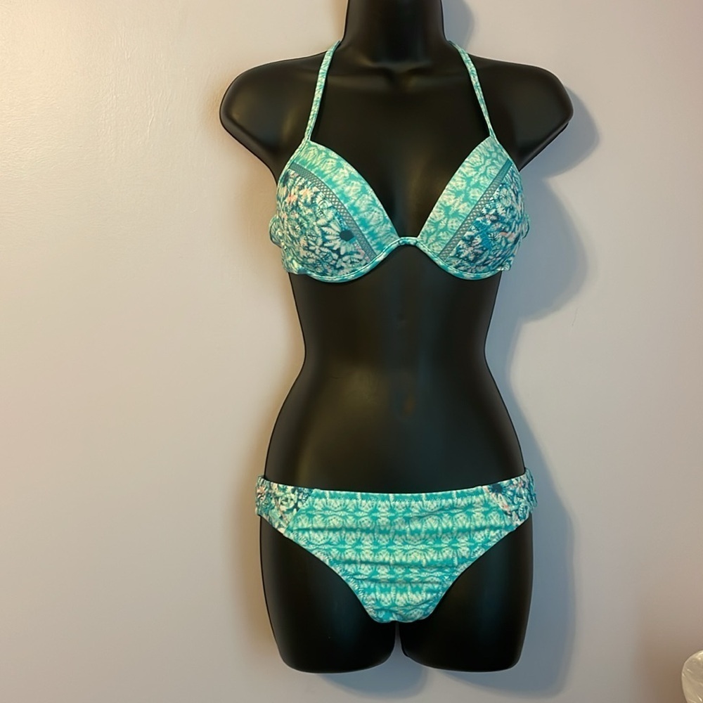 Shade & Shore Light Lift Macramé Back Bikini Set Blue Tie Dye L and 36B